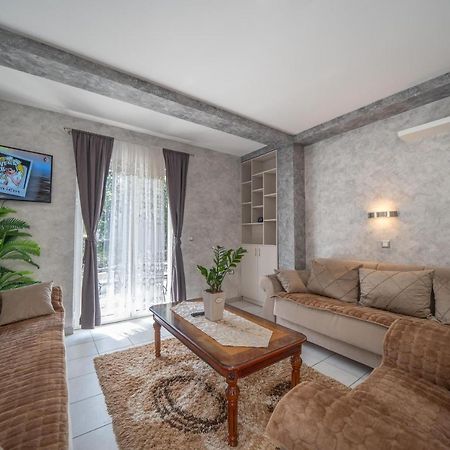 Apartman Anja Risan Dış mekan fotoğraf